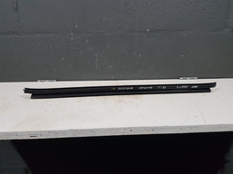 PESTANA INTERNA PORTA TRASEIRA DIREITA RENAULT DUSTER 2016