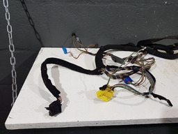 CHICOTE PAINEL RADIO PEUGEOT 307 SEDAN 2007