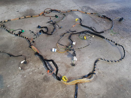 CHICOTE INTERNO PORTAS BSI CITROEN C4 HATCH 2010