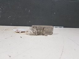 LUZ CORTEZIA TETO PEUGEOT 206 2001