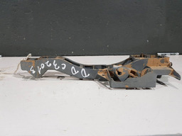 SUPORTE FECHADUR EXTERNA PORTA DIANTEIRA DIREITA C3 2013