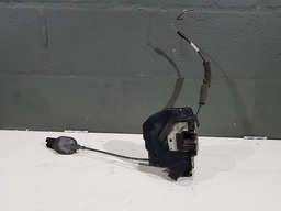 FECHADUR PORTA DIANTEIRA DIREITA RENAULT FLUENCE 2014