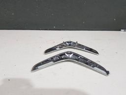 EMBLEMA TAMPA PORTA MALAS CITROEN C3 2013