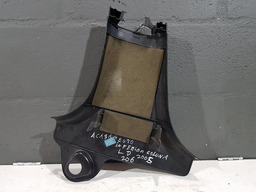 ACABAMENTO INFERIOR COLUNA CENTRAL DIREITA PEUGEOT 206 2005