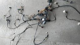 CHICOTE CAIXA FUSÍVEL PAINEL INTERNO SANDERO 2010 C/ DETALHE