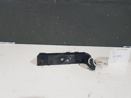 GUIA PARA CHOQUE DIANTEIRO ESQUERDO PEUGEOT 106 1999