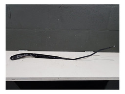 BRAÇO LIMPADOR DIREITO PARA BRISA DIANTEIRO MEGANE GT 2009