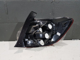 LANTERNA TRASEIRA ESQUERDA RENAULT SANDERO 2015 EM DIANTE