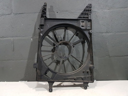 DEFLETOR RADIADOR RENAULT MEGANE 2.0 2005 COM AVARIA