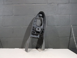 CONSOLE CENTRAL RENAULT CLIO 2007