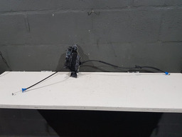 FECHADURA PORTA DIANTEIRA DIREITA CITROEN C4 PICASSO 2010