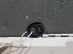 ACABAMENTO GUIA COM TRAVA ENCOSTO CABEÇA BANCO SCENIC 2000