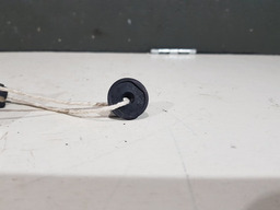 PORCA TRAVA LANTERNA TRASEIRA PEUGEOT 206