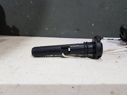 GUIA TRAVA ENCOSTO CABEÇA RENAULT SANDERO