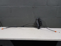 FECHADURA PORTA TRASEIRA ESQUERDA CITROEN C4 PICASSO 2010