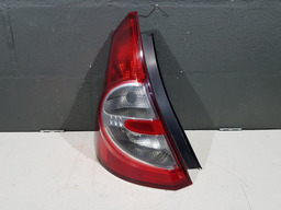 Lanterna Esquerda Renault Sandero 2010 Com Detalhe Foto 2