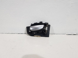 MAÇANETA INTERNA PORTA TRASEIRA DIREITA PEUGEOT 207 2011