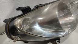 FAROL DIANTEIRO DIREITO PEUGEOT 307 2007 EM DIANTE DETALHES