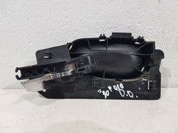 MAÇANETA INTERNA DIANTEIRA DIREITA PEUGEOT 307 2010