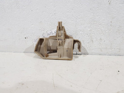 SUPORTE ESQUERDO ACABAMENTO BANCO DIANTEIRO ESQUERDO MEGANE