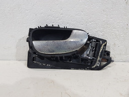 MAÇANETA INTERNA TRASEIRA DIREITA PEUGEOT 307 2010