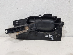 MAÇANETA INTERNA TRASEIRA DIREITA PEUGEOT 307 2010