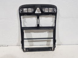 MOLDURA ACABAMENTO RADIO PEUGEOT 307 2010