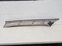 ACABAMENTO COLUNA DIANTEIRA DIREITA PEUGEOT 307 2010