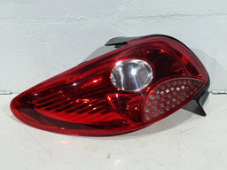 LANTERNA TRASEIRA ESQUERDA PEUGEOT 207 SEDAN PASSION 2011