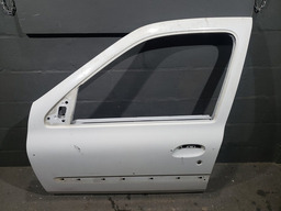 Porta Dianteira Esquerda Renault Clio 2001