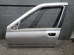 Porta Dianteira Esquerda Peugeot 406 2001