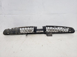 GRADE CENTRAL PARA CHOQUE DIANTEIRO RENAULT CLIO 2002