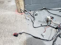 CHICOTE CAIXA FUSIVEIS CARROCERIA PAINEL CLIO 1.0 16V 2002