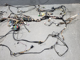 CHICOTE CAIXA FUSIVEIS CARROCERIA PAINEL CLIO 1.0 16V 2002