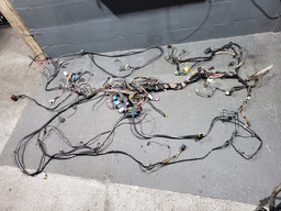 CHICOTE CAIXA FUSIVEIS CARROCERIA PAINEL CLIO 1.0 16V 2002