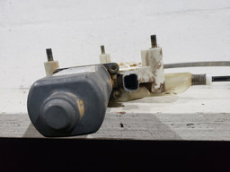 MAQUINA VIDRO DIANTEIRA DIREITA PEUGEOT 406 2001