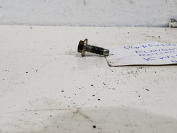 PARAFUSO FLANGE RETENTOR OLEO MOTOR RENAULT KWID 2018