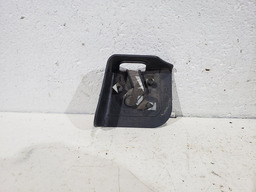 SUPORTE BANCO TRASEIRO ESQUERDO RENAULT CLIO 2002