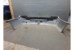 PARA CHOQUE TRASEIRO RENAULT CLIO SEDAN 2007