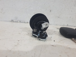 CILINDRO BOTÃO CHAVE PORTA MALAS RENAULT SANDERO 2007 A 2014