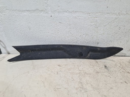 ACABAMENTO ESQUERDO TAMPA PORTA MALAS CITROEN C3 2009