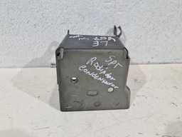 Suporte Esquerdo Radiador Condensador Peugeot 407 Sw 2006