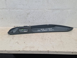 PORTA TRECOS PORTA TRASEIRA DIREITA RENAULT SCENIC 1999