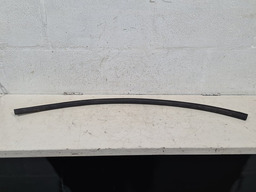 ACABAMENTO INFERIOR PORTA DIANTEIRA ESQUERDA XSARA PICASSO