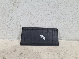 BORRACHA ACABAMENTO CONSOLE CENTRAL PEUGEOT 406 SW 2001