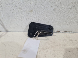 BATENTE TRAVA ENCOSTO BANCO TRASEIRO DIREITO RENAULT CLIO SD