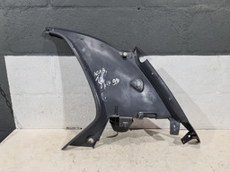 ACABAMENTO COLUNA TRASEIRA DIREITA RENAULT CLIO 1999