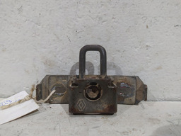 BATENTE FECHADURA TAMPA PORTA MALAS RENAULT CLIO 1999