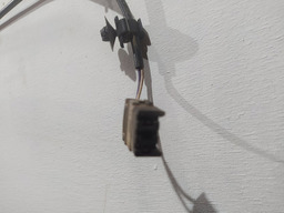 CHICOTE PORTA TRASEIRA ESQUERDA RENAULT CLIO 1999