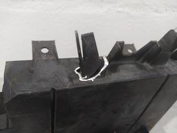 CAIXA FUSIVEL CITROEN C4 HATCH COM DETALHE